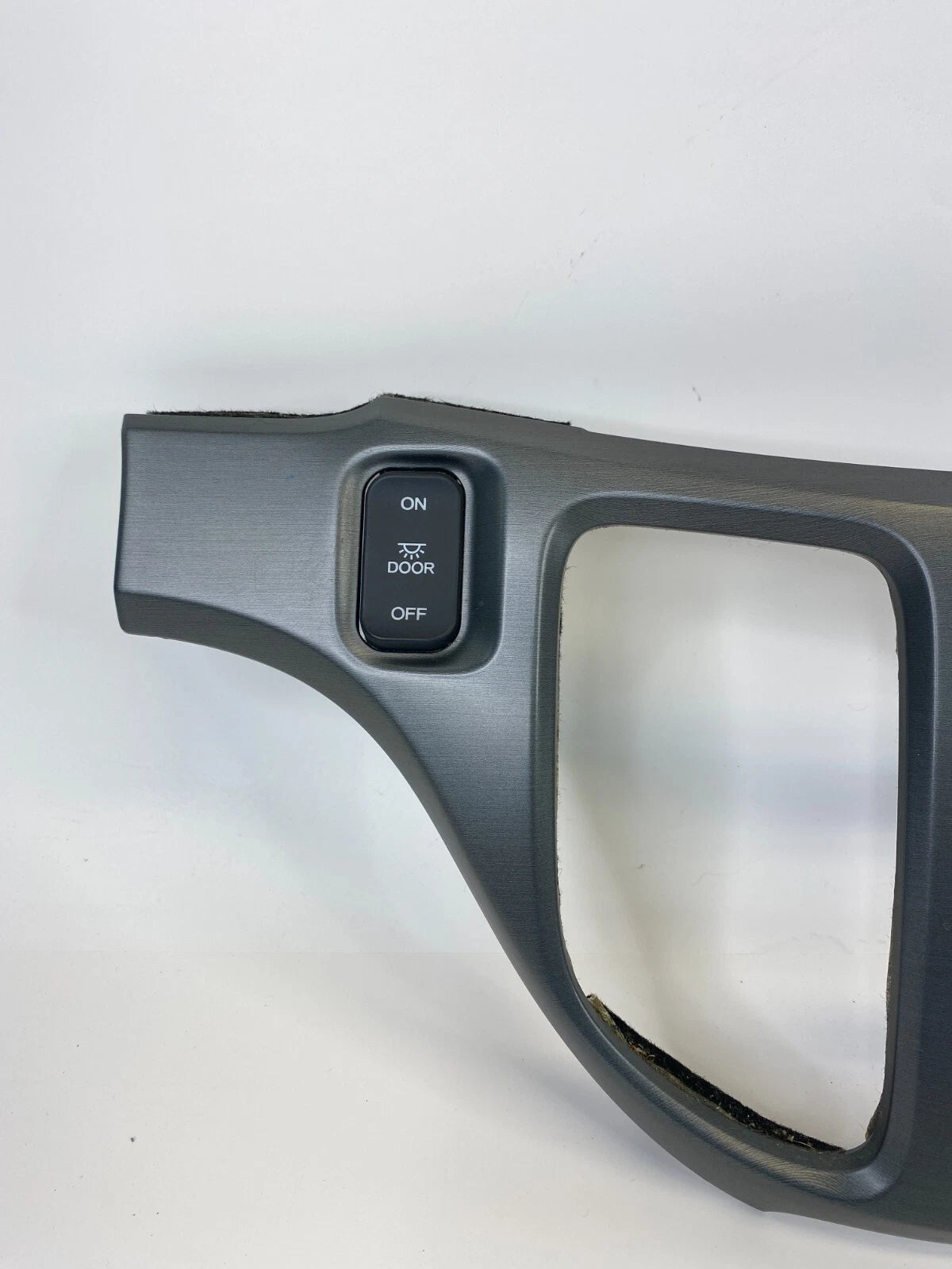 05-10 HONDA ODYSSEY CENTER DASH AC CLIMATE CONTROL BEZEL TRIM 77250-SHJ-A220 OEM