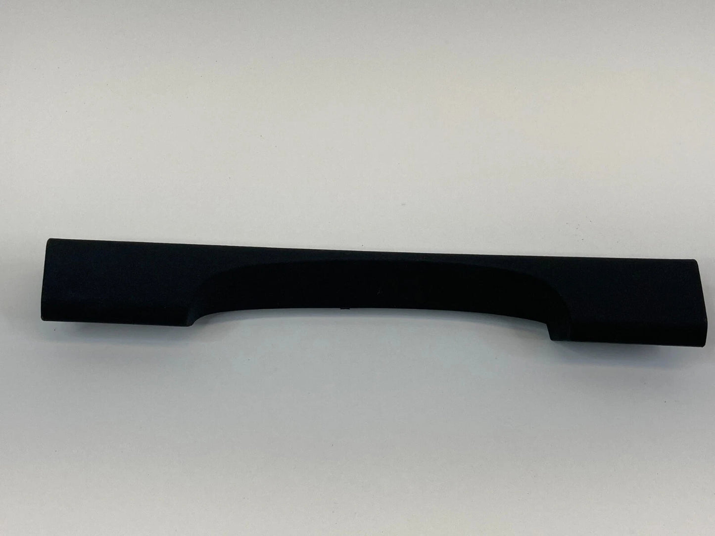 2002-2006 TOYOTA CAMRY PANEL INSTRUMENT SPEEDOMETER LOWER MOLDING TRIM BEZEL OEM