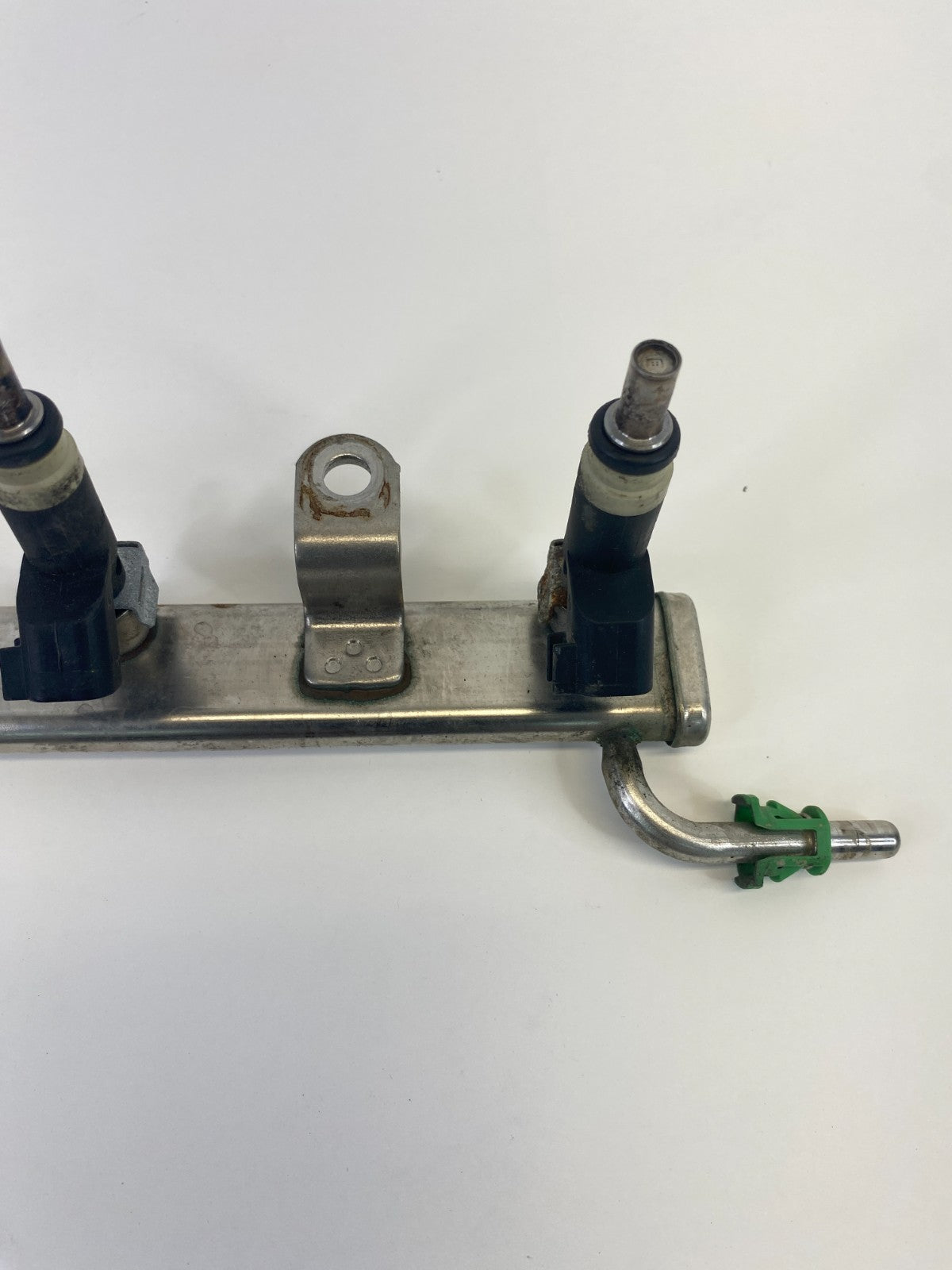 2008-2014 Dodge Avenger 07-12 Sebring 2.4L A/T Fuel Injector Rail Set 4627355AA