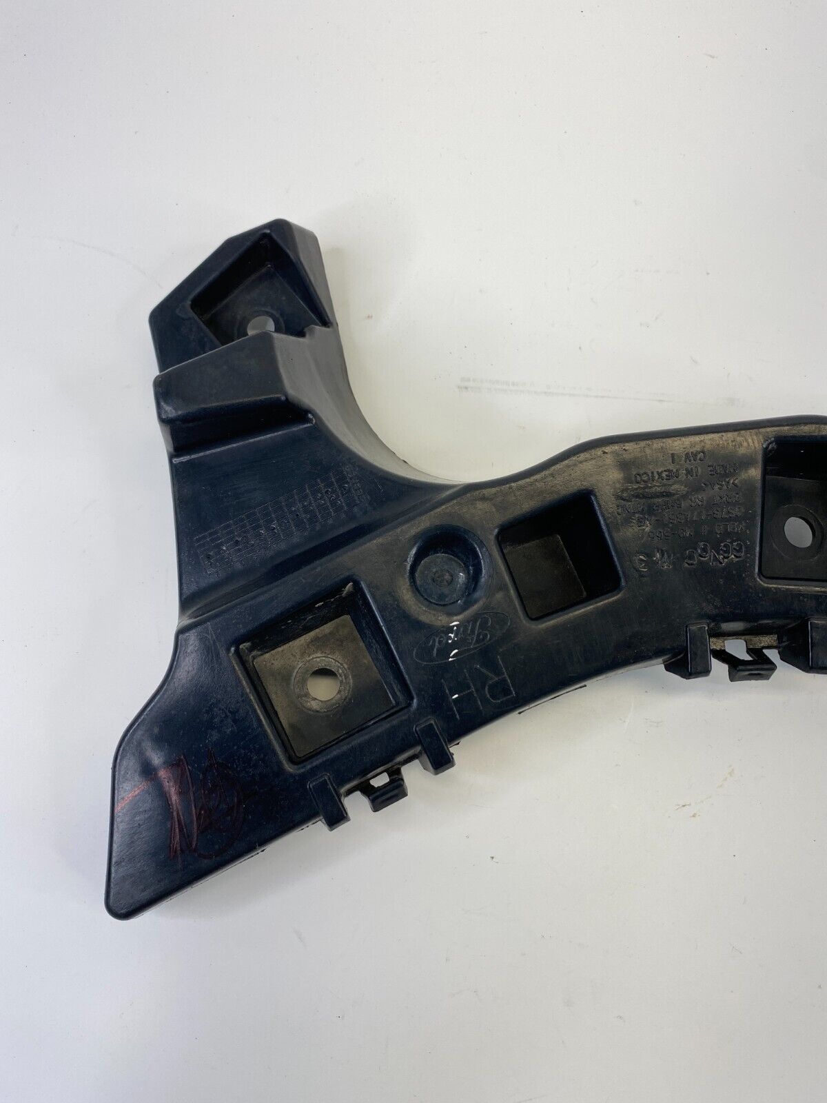 2013-2019 Ford Fusion Rear Right Side Bumper Bracket Mount DS73-17A881-AE OEM