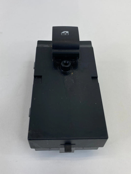 2013-2015 CHEVROLET MALIBU FRONT RIGHT SIDE DOOR POWER WINDOW SWITCH 13305370