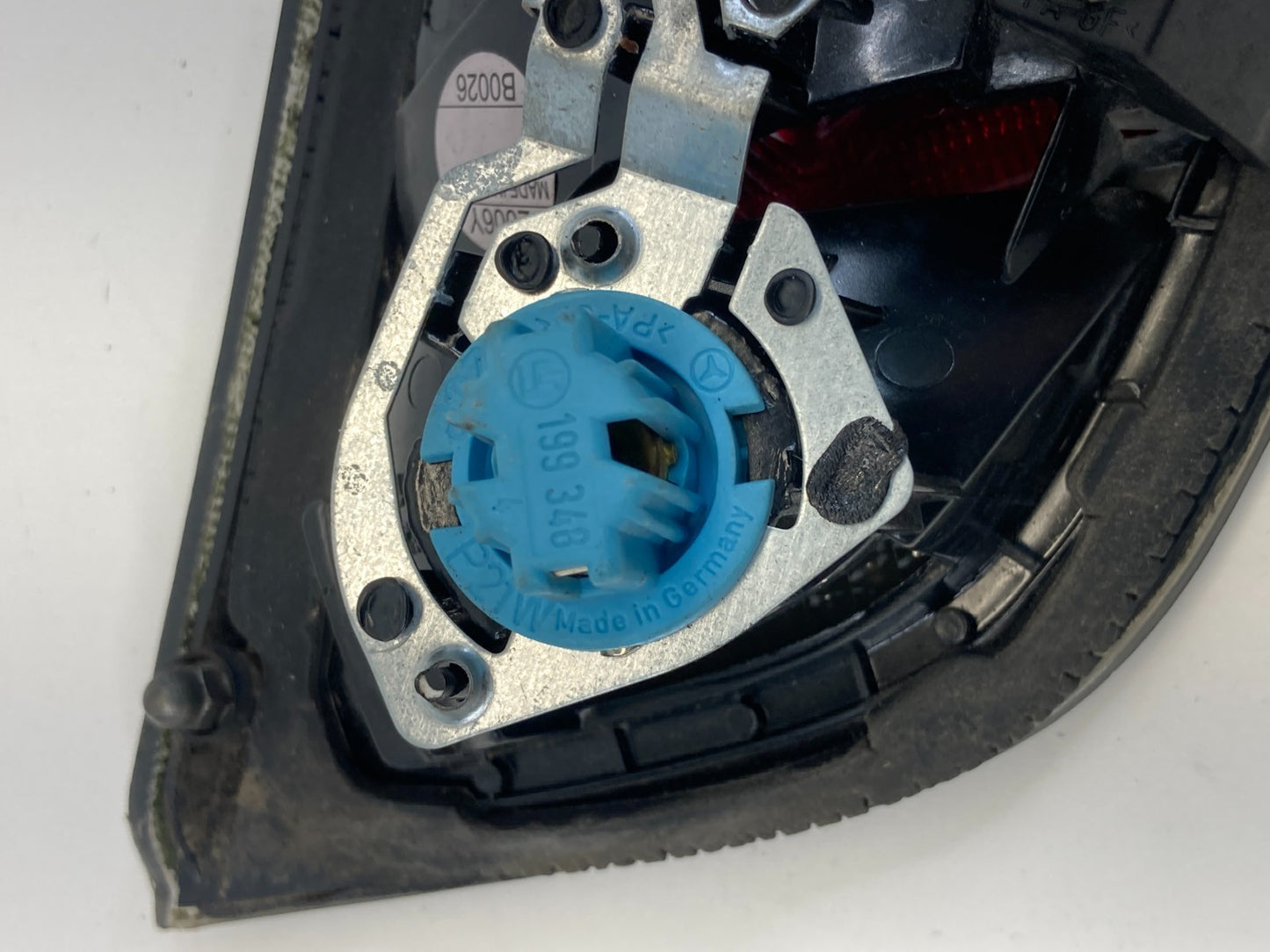 1998-2002 Mercedes-Benz E430 Rear Left Inner Tail Light Taillight Aftermarket