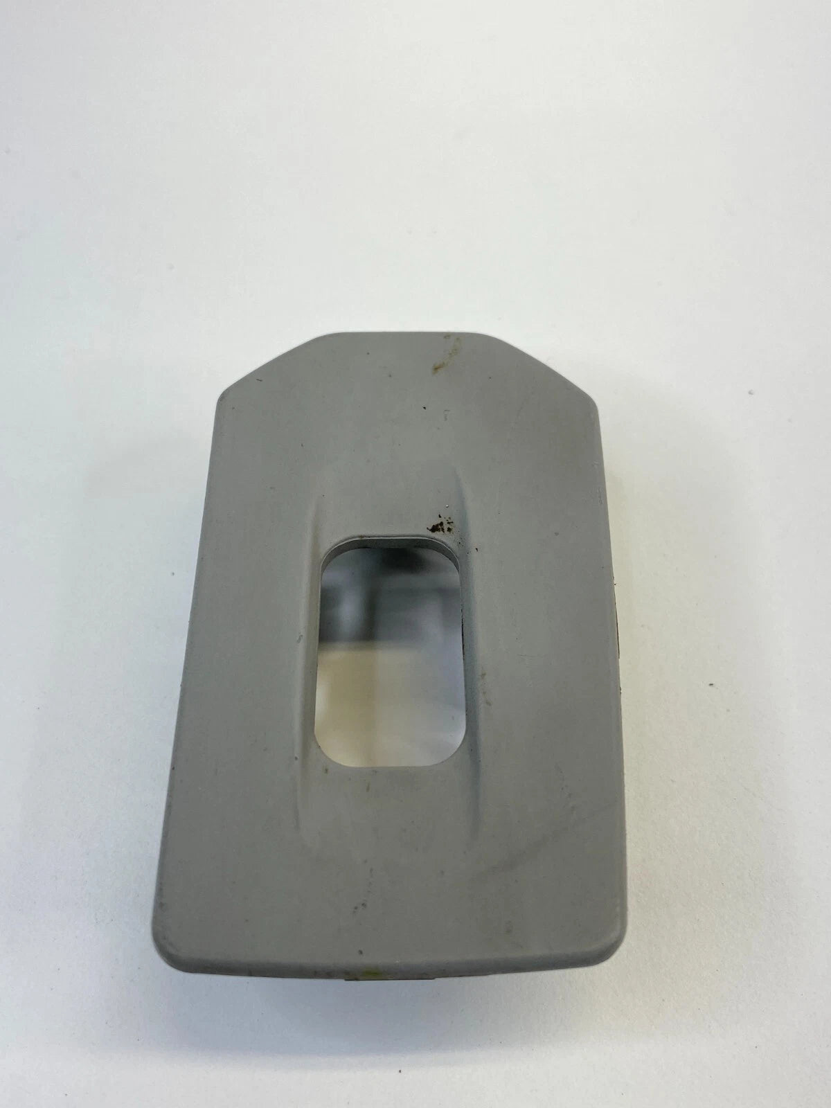 2004-2006 CADILLAC SRX REAR RIGHT SIDE WINDOW SWITCH COVER TRIM BEZEL 10301JL467