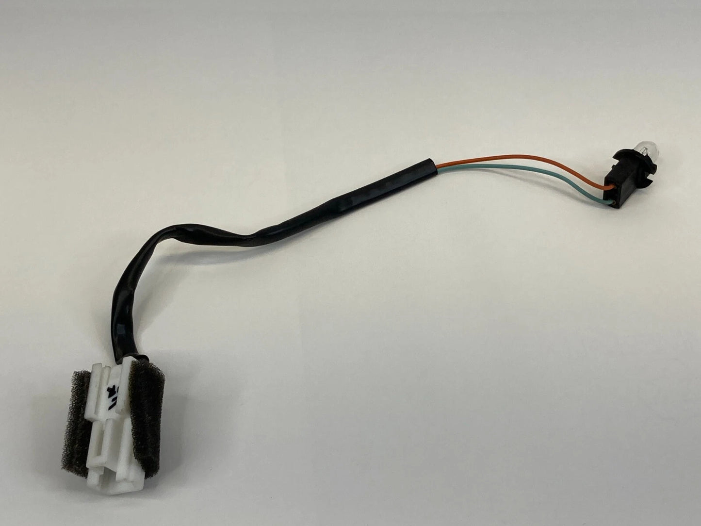 2011-2014 HYUNDAI SONATA FRONT RIGHT DOOR PANEL COURTESY LIGHT LAMP WIRE HARNESS