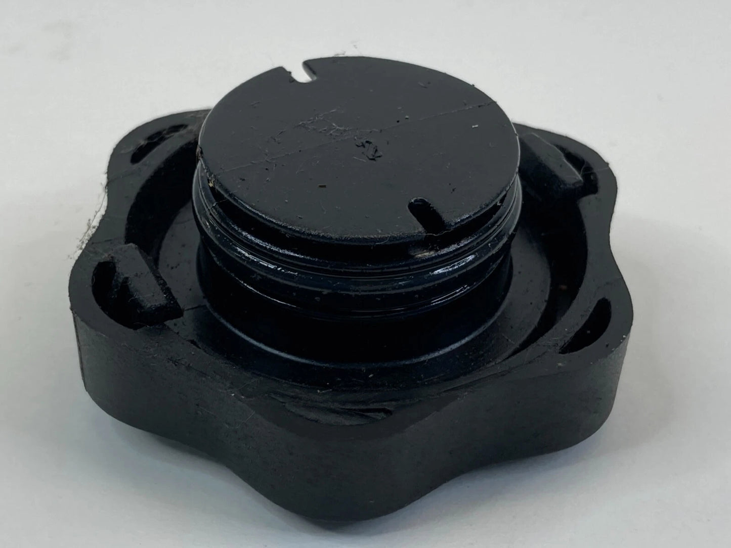 1991-2002 LINCOLN TOWN CAR POWER STEERING RESERVOIR FLUID TANK CAP COVER OEM