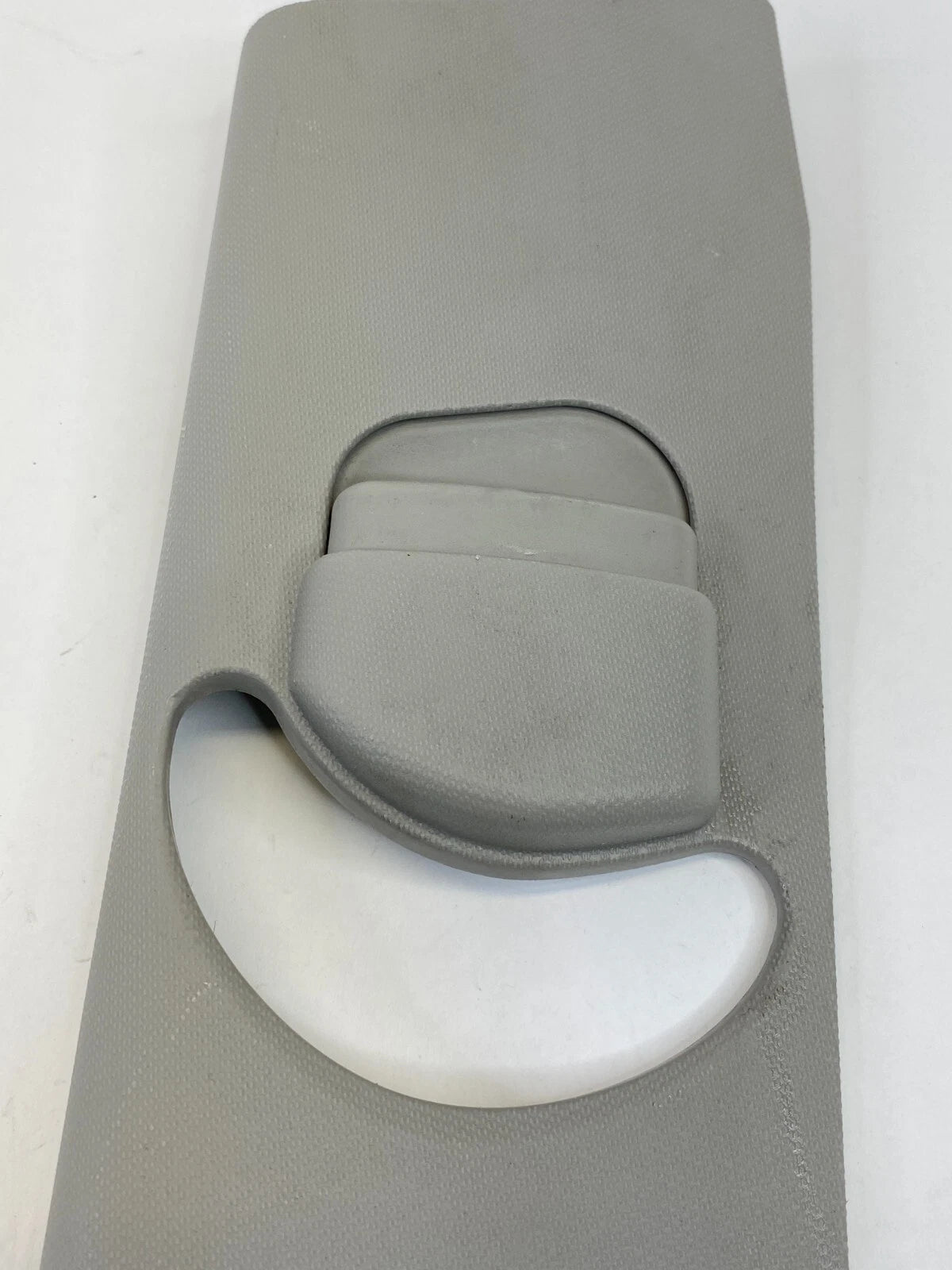 10-13 KIA FORTE SEDAN RIGHT SIDE B-PILLAR UPPER SEAT BELT ADJUSTMENT TRIM OEM
