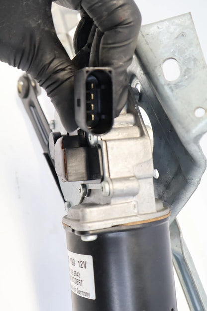 2006-2013 MERCEDES-BENZ W251 R350 R320 FRONT WIPER MOTOR W/ LINKAGE A2518200440