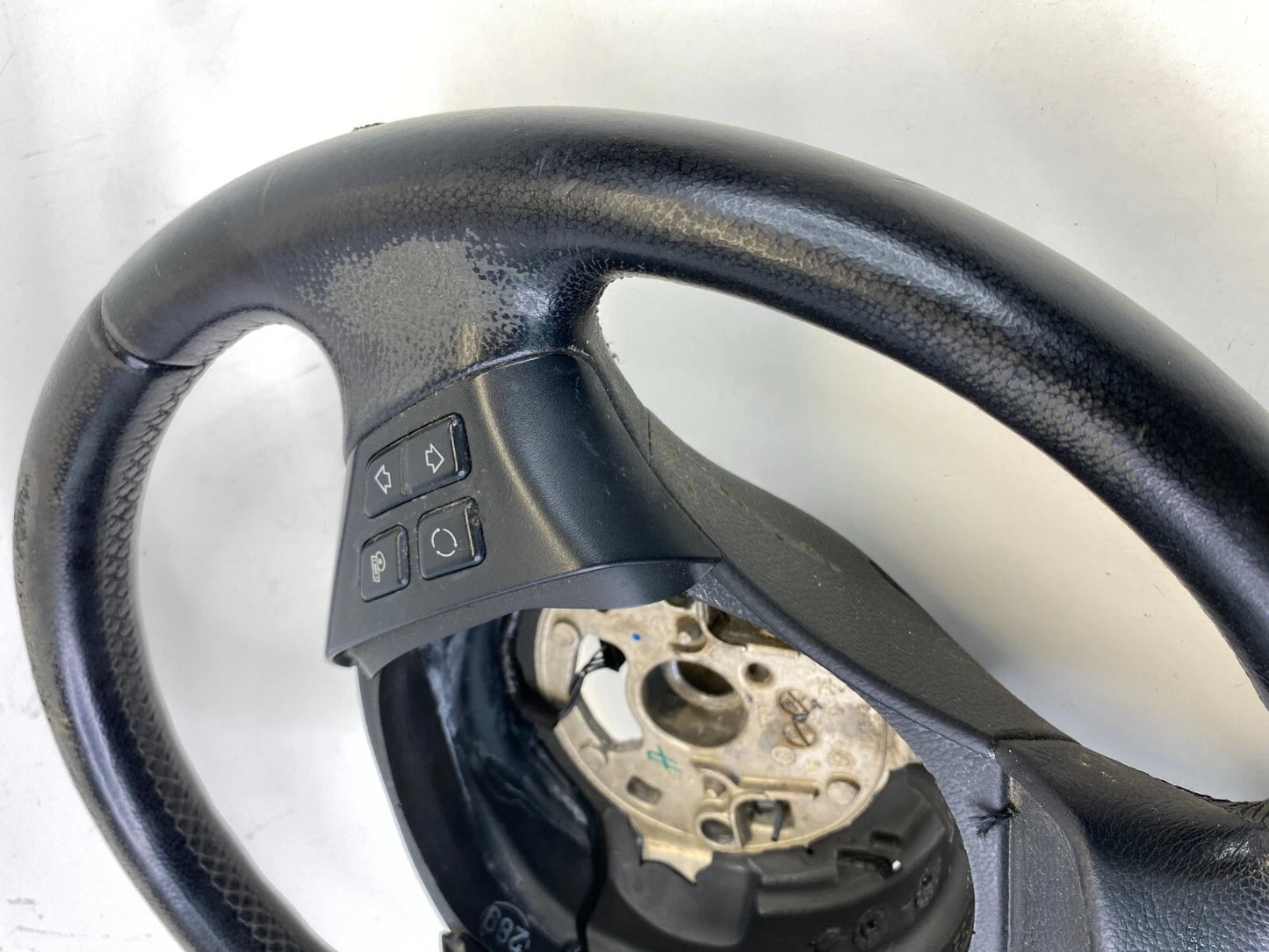 2006 BMW 330XI DRIVER STEERING WHEEL W/ MULTIFUNCTION SWITCH ASSEMBLY OEM