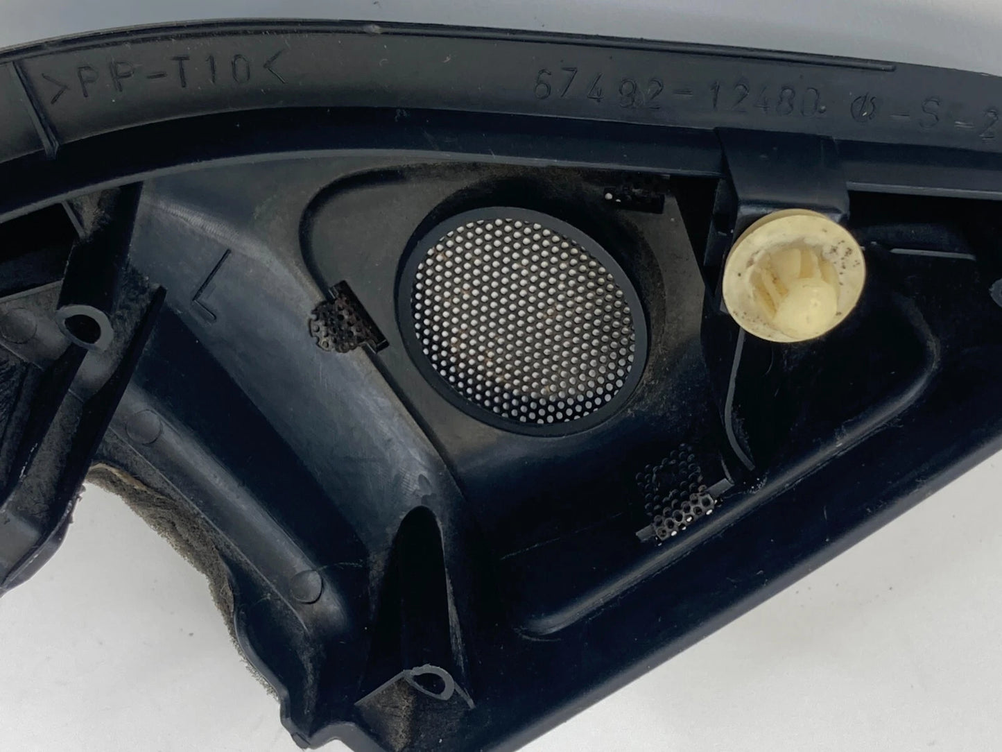 03-08 TOYOTA COROLLA FRONT LEFT SIDE DOOR SPEAKER TWEETER COVER TRIM 67492-12480