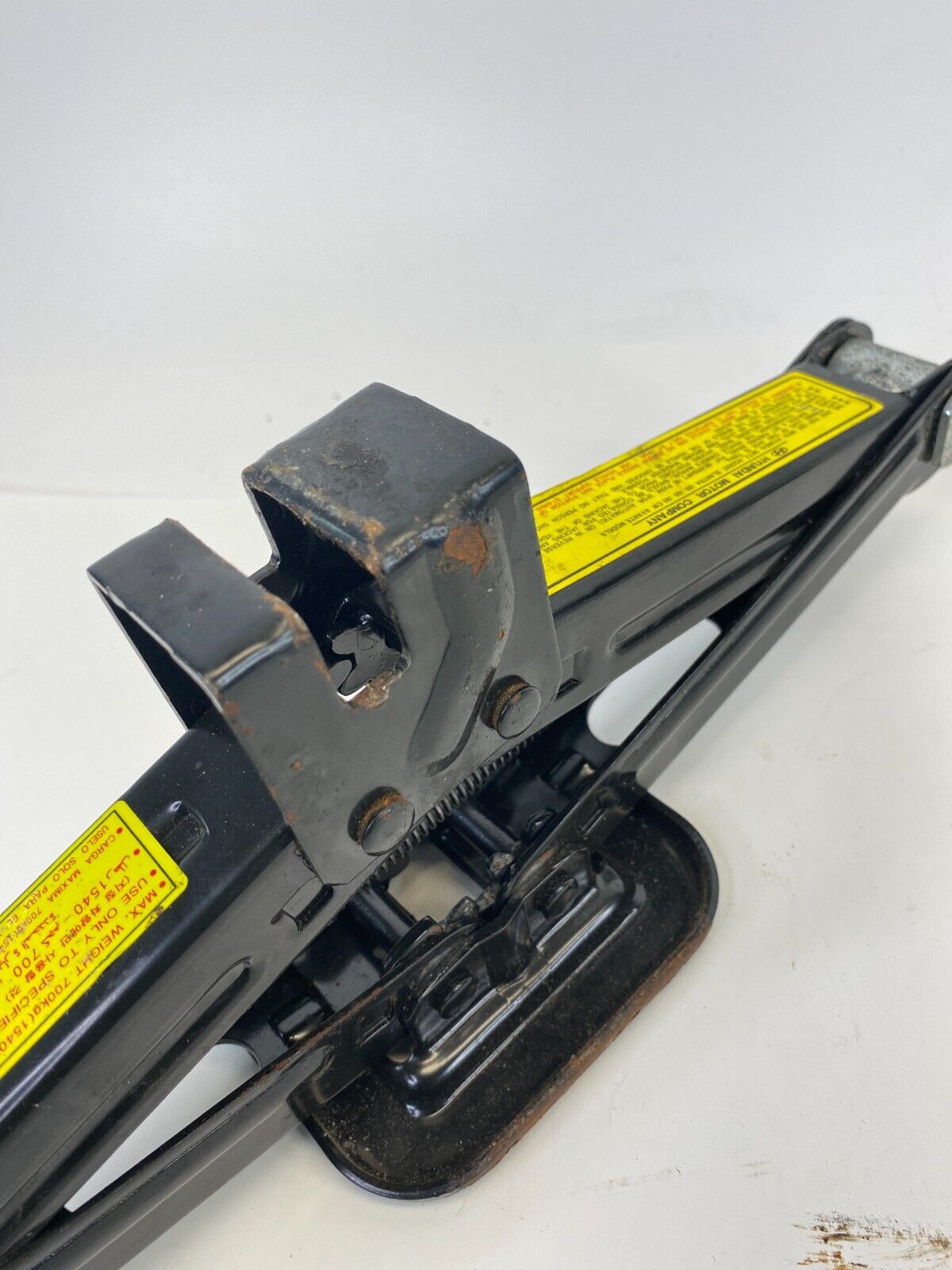 2009-2012 Hyundai Elantra Spare Tire Emergency Jack & Tool Lug Wrench Kit Set