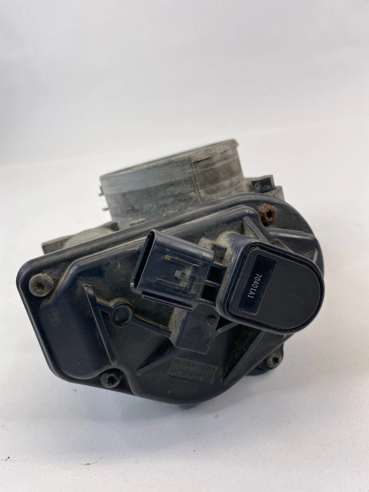 2007-2012 07-12 LINCOLN MKZ BASE SEDAN THROTTLE BODY THROTTLE VALVE 7T4E-EB OEM