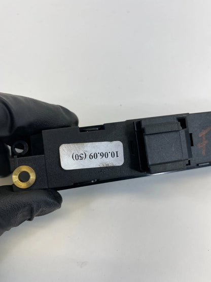 05-11 AUDI A6 QUATTRO FRONT LEFT SIDE MEMORY SEAT CONTROL SWITCH 4F1-959-769-A