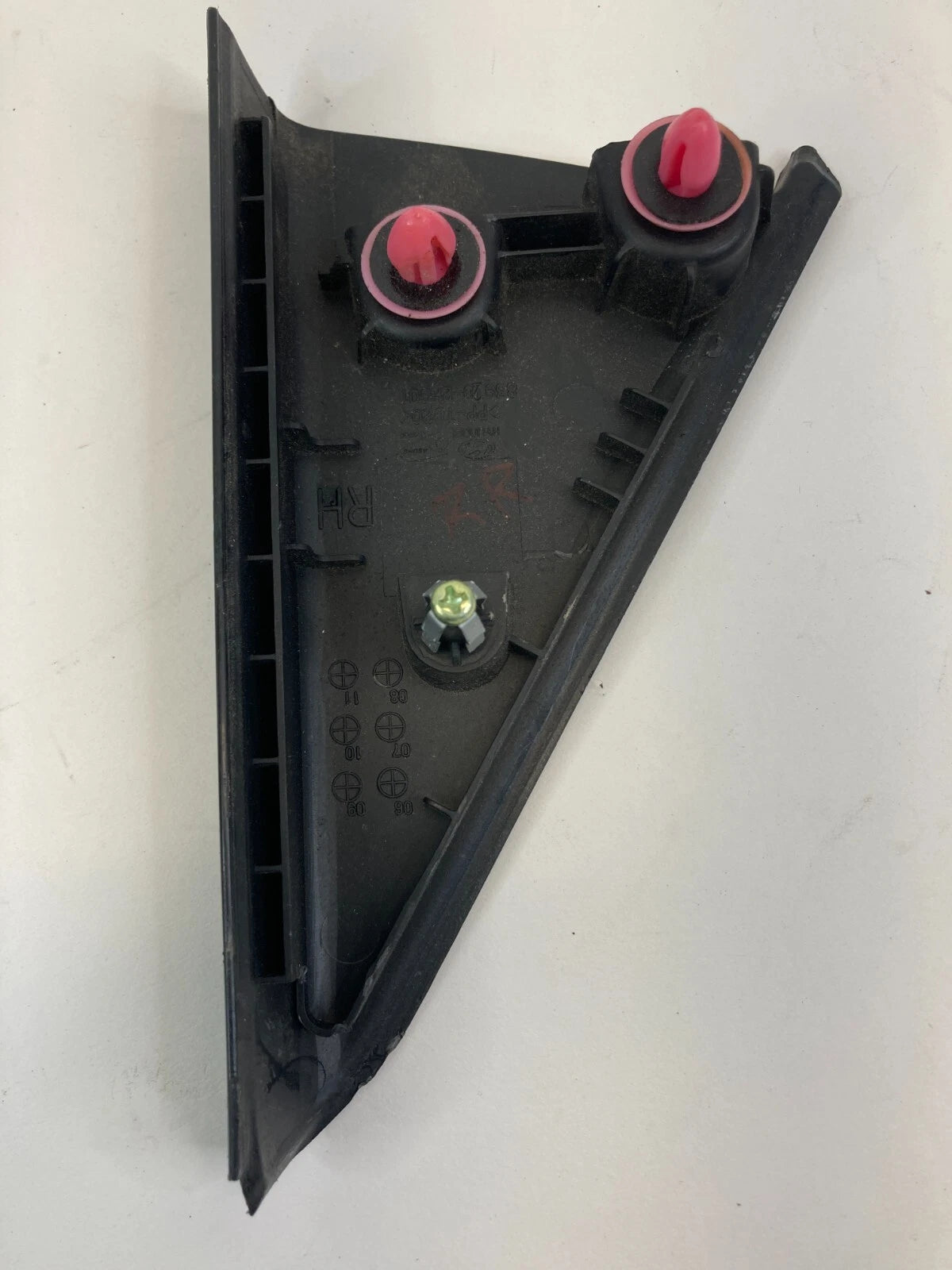 2007-2010 HYUNDAI ELANTRA SEDAN REAR RIGHT INNER DOOR FILLER MOLDING 83920-2H001