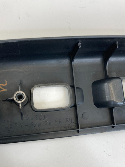 2001 2002 Nissan Pathfinder Front Right Side Power Window Switch Trim Bezel OEM