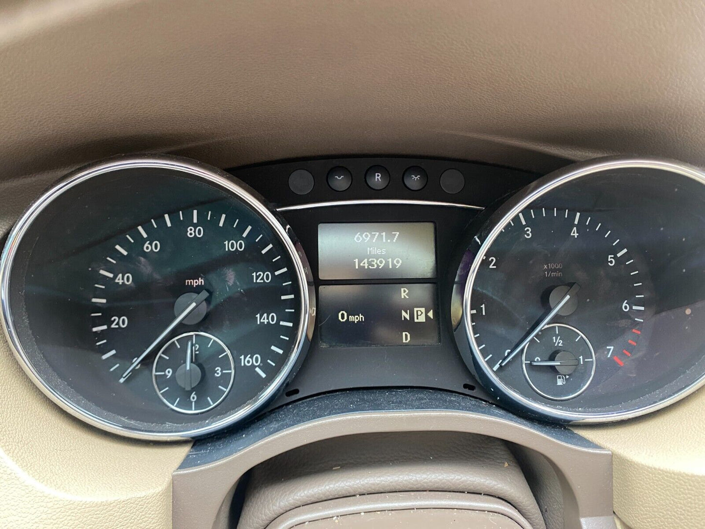 2008-2012 Mercedes-Benz R350 Speedometer Instrument Cluster Gauges 143K Miles