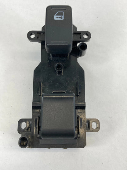 2003-2007 HONDA ACCORD FRONT RIGHT PASSENGER DOOR WINDOW LOCK SWITCH M22699