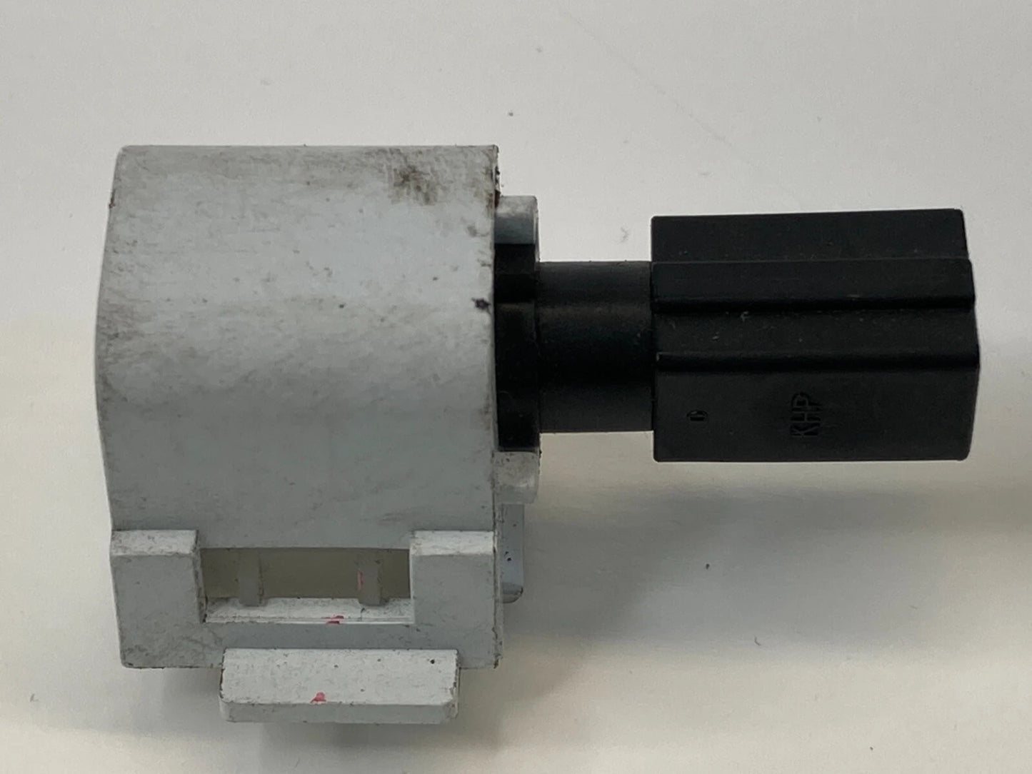 2003-2007 NISSAN MURANO GLOVE BOX LIGHT LAMP BULB SOCKET SENSOR SWITCH OEM
