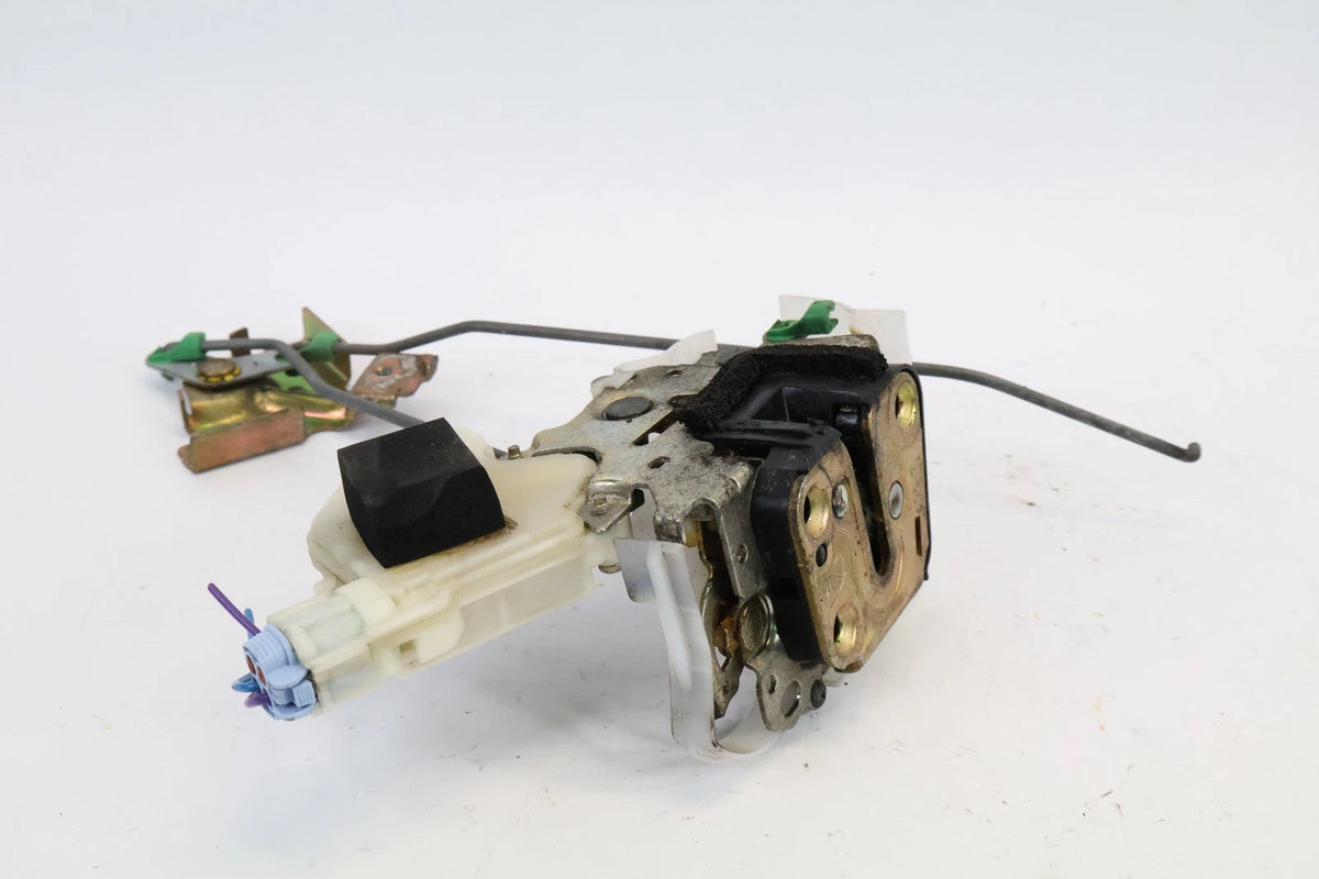 2001-2004 NISSAN XTERRA FRONT RIGHT PASSENGER DOOR LOCK LATCH ACTUATOR OEM