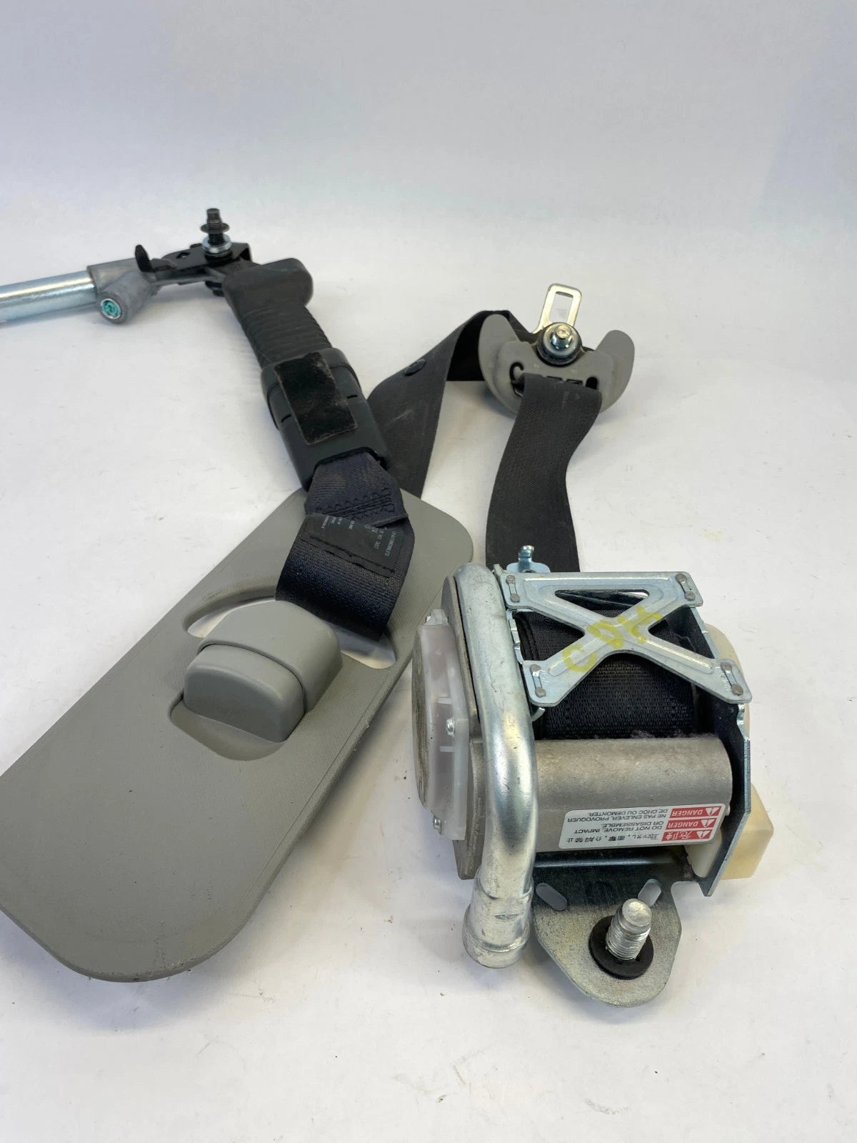 2012-2015 KIA OPTIMA FRONT LEFT DRIVER SEATBELT ASSEMBLY UNIT OEM 88810-4C00087L