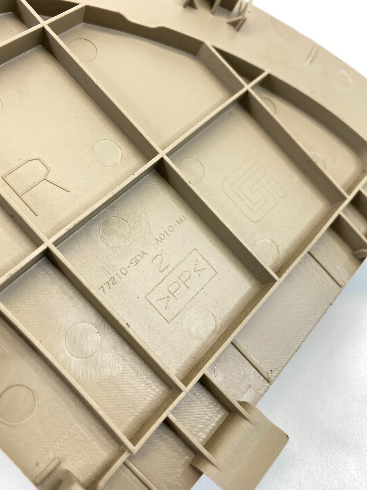 03-07 Honda Accord Sedan Dash Right Side End Cap Trim Cover 77210-SDA-A010