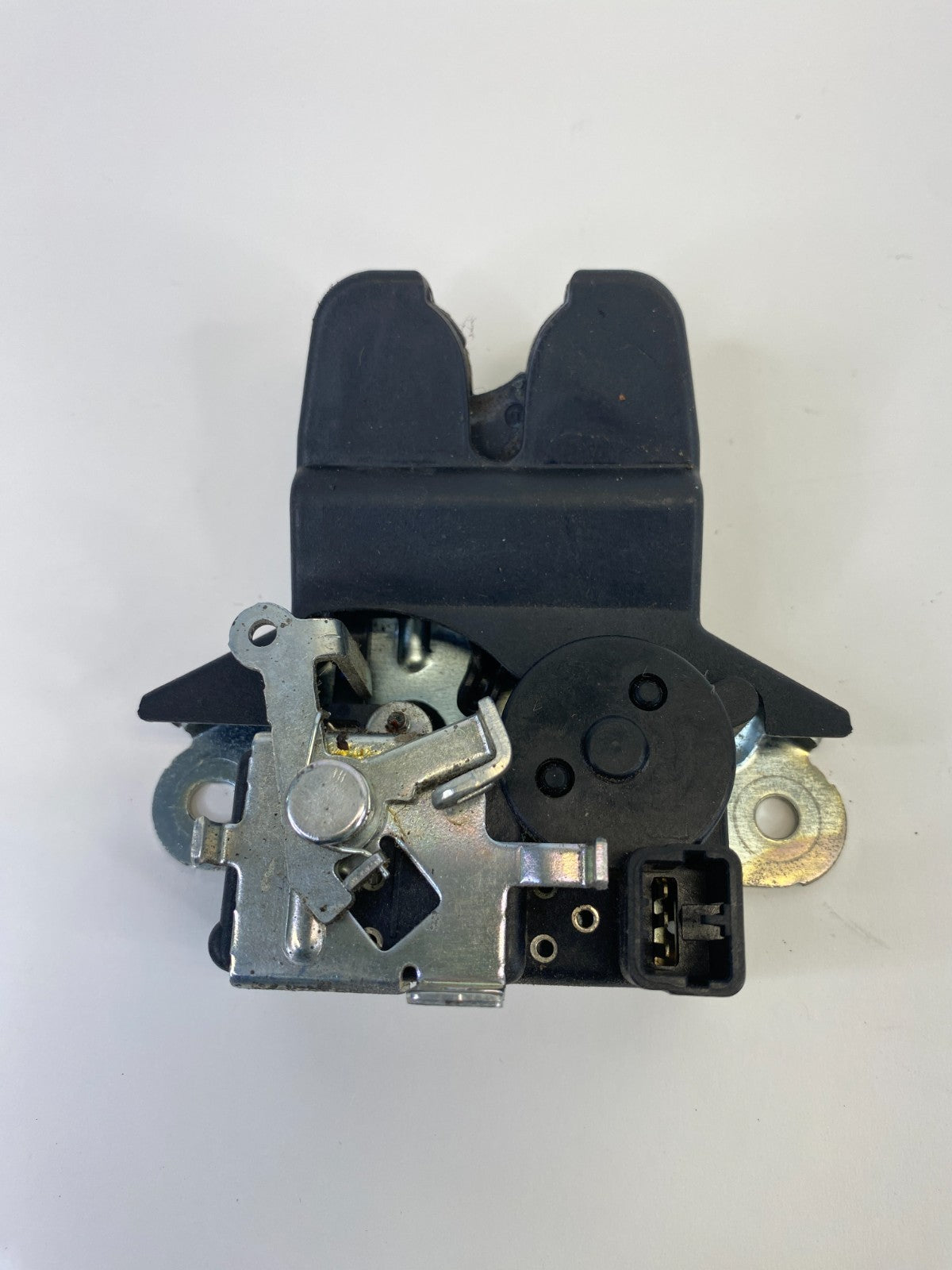 2008-2010 Hyundai Sonata SEDAN Rear Trunk Lock Latch Actuator Release Assy OEM