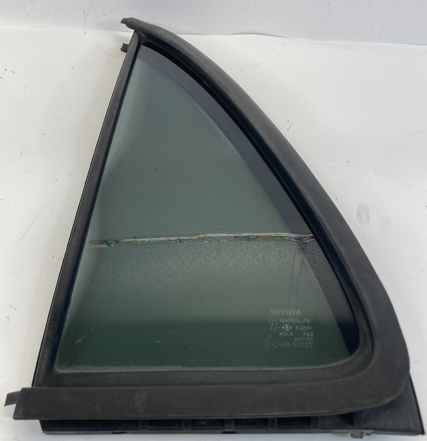 1996-2002 Toyota 4Runner Rear Left Door Quarter Vent Fixed Window Glass