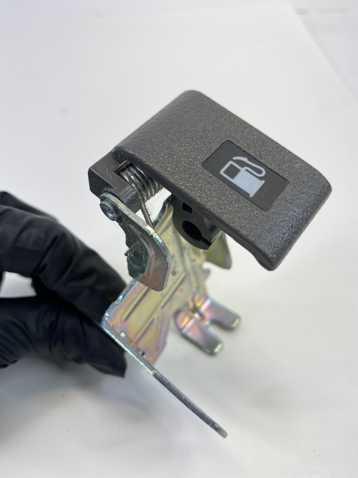 2011-2017 Honda Odyssey Fuel Gas Door Release Pull Handle Lever Opener OEM