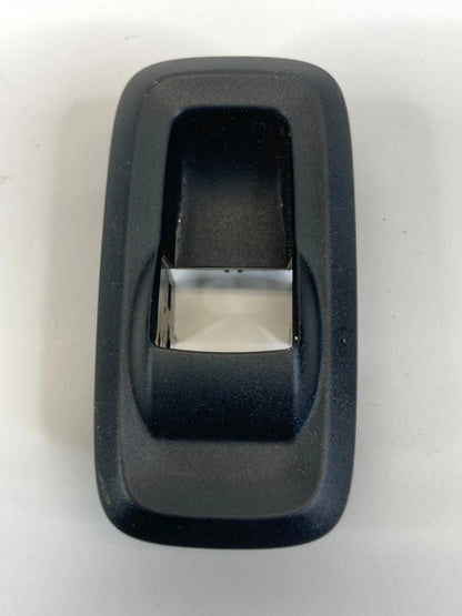 2014-2019 FORD FIESTA REAR RIGHT SIDE WINDOW SWITCH BEZEL TRIM COVER OEM