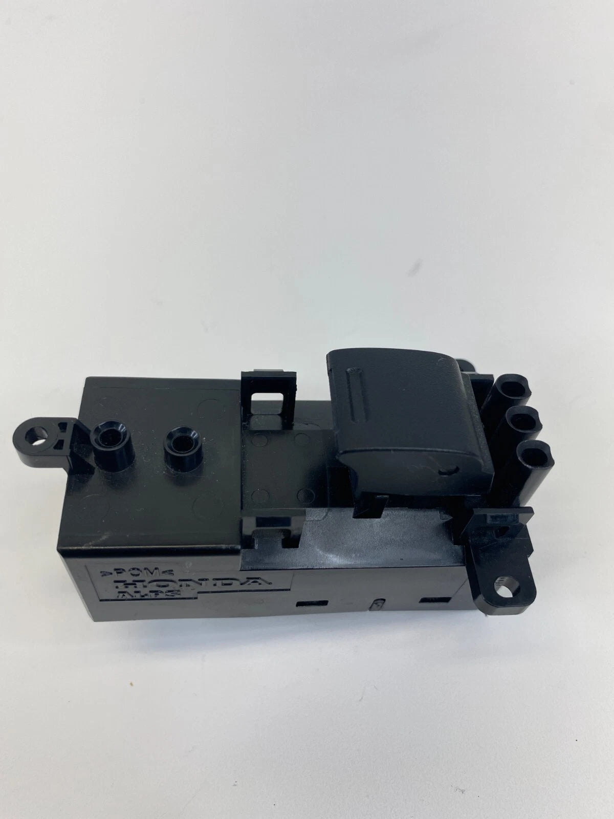 2015-2020 HONDA FIT REAR RIGHT SIDE DOOR WINDOW CONTROL SWITCH 35760-T4N-H010