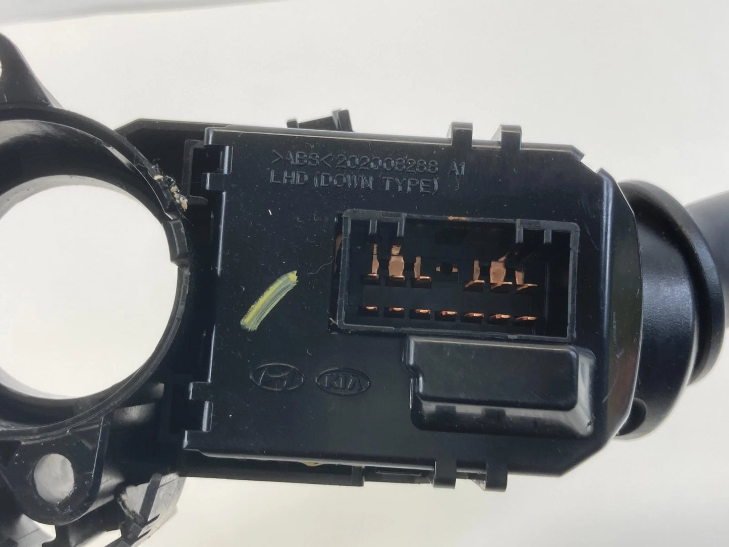 11-16 HYUNDAI ELANTRA FRONT TURN SIGNAL HEADLIGHT & WINDSHIELD WIPER SWITCH OEM
