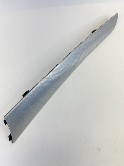 09-16 AUDI A4 QUATTRO FRONT RIGHT DOOR ORNAMENT PANEL TRIM MOLDING 8K0867410 OEM
