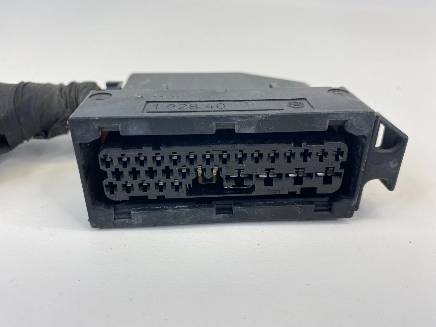 2003 2004 SUBARU FORESTER 2.5L H4 A/T ABS PUMP CONNECTOR PLUG UNIT WIRE SOCKET