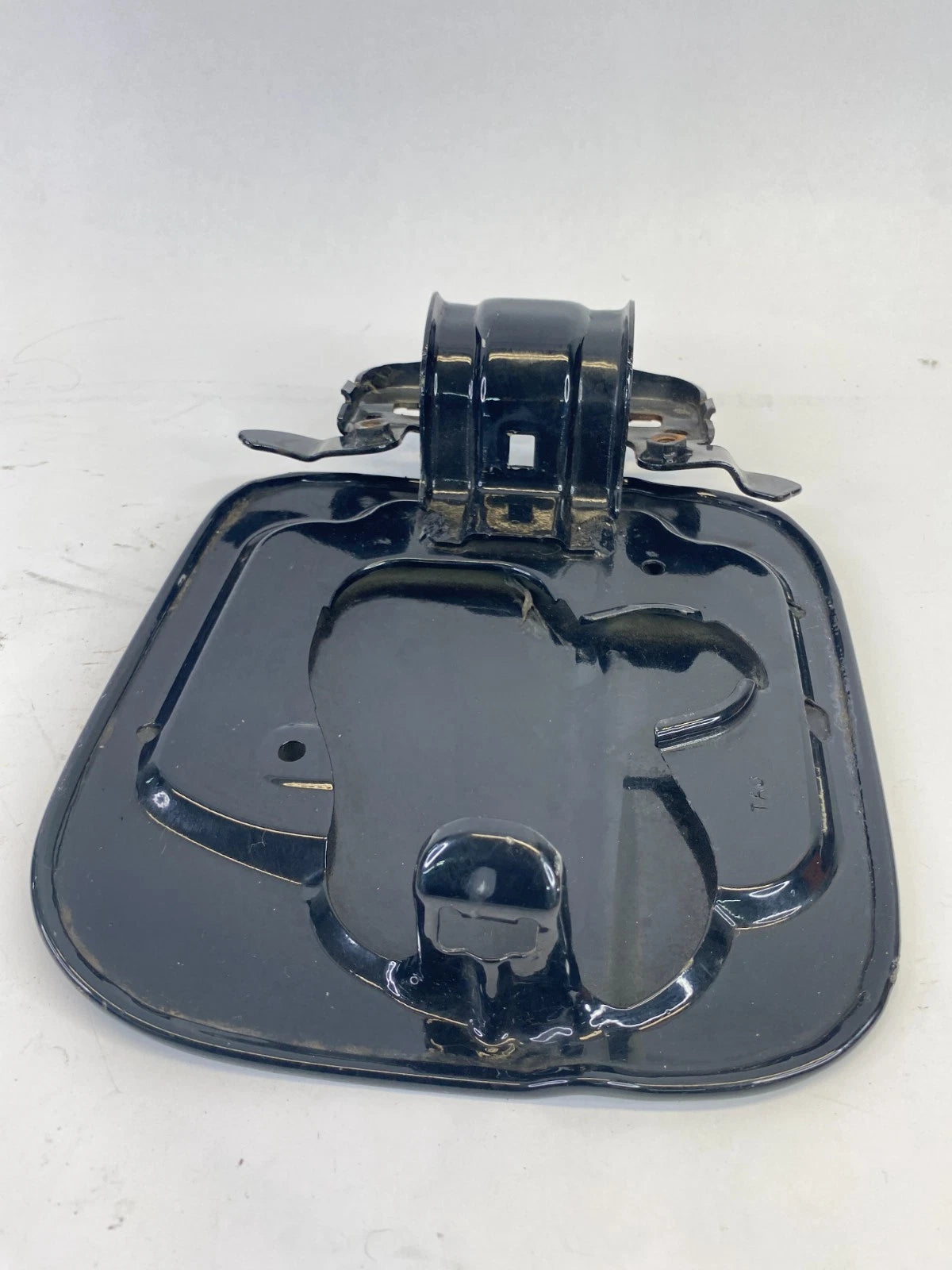 2008-2012 HONDA ACCORD SEDAN FUEL FILLER DOOR GAS LID COVER CAP BLACK OEM