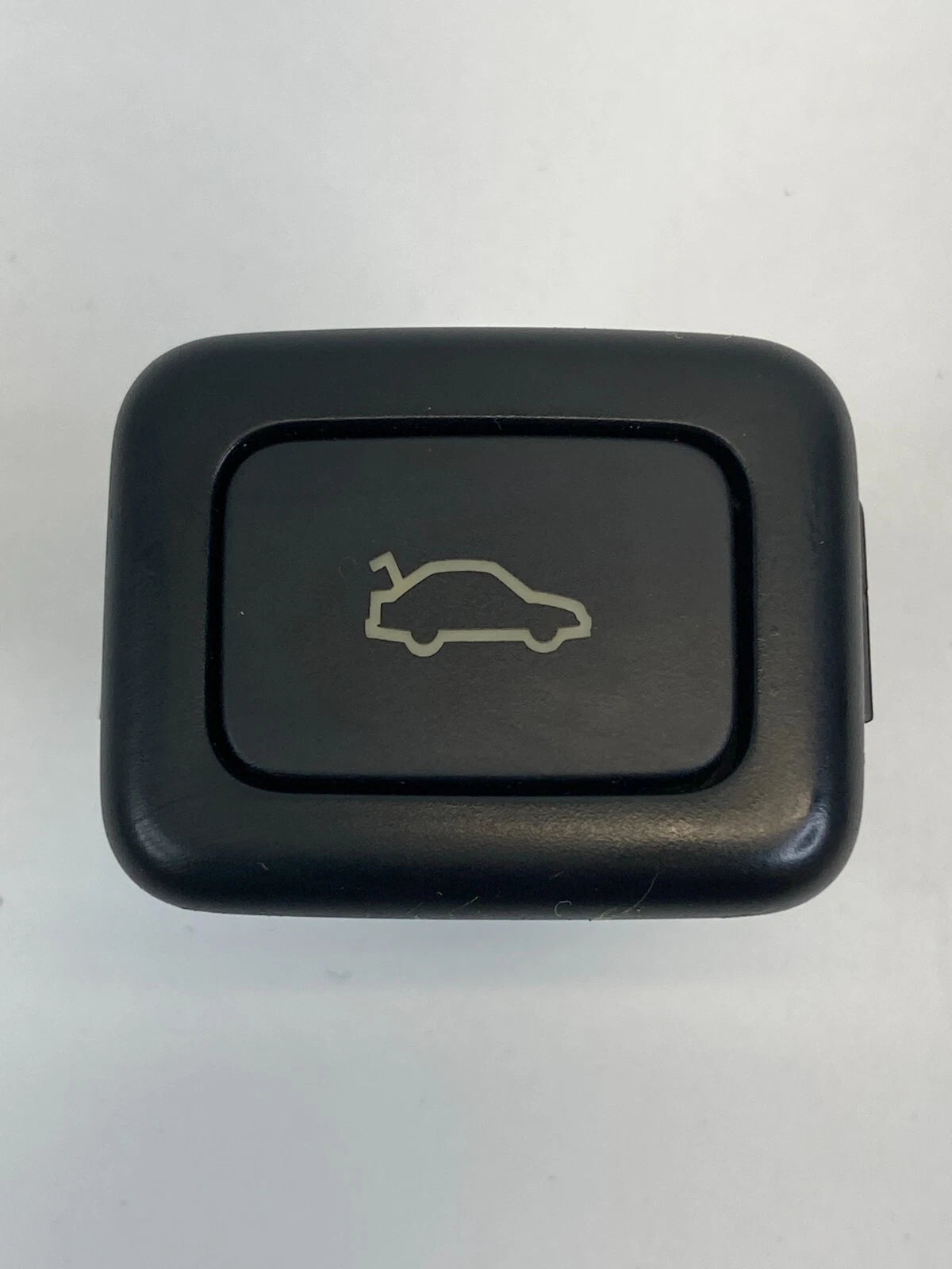 03-11 SAAB 9-3 93 SEDAN TRUNK LID LOCK OPEN RELEASE BUTTON SWITCH 12805287 OEM