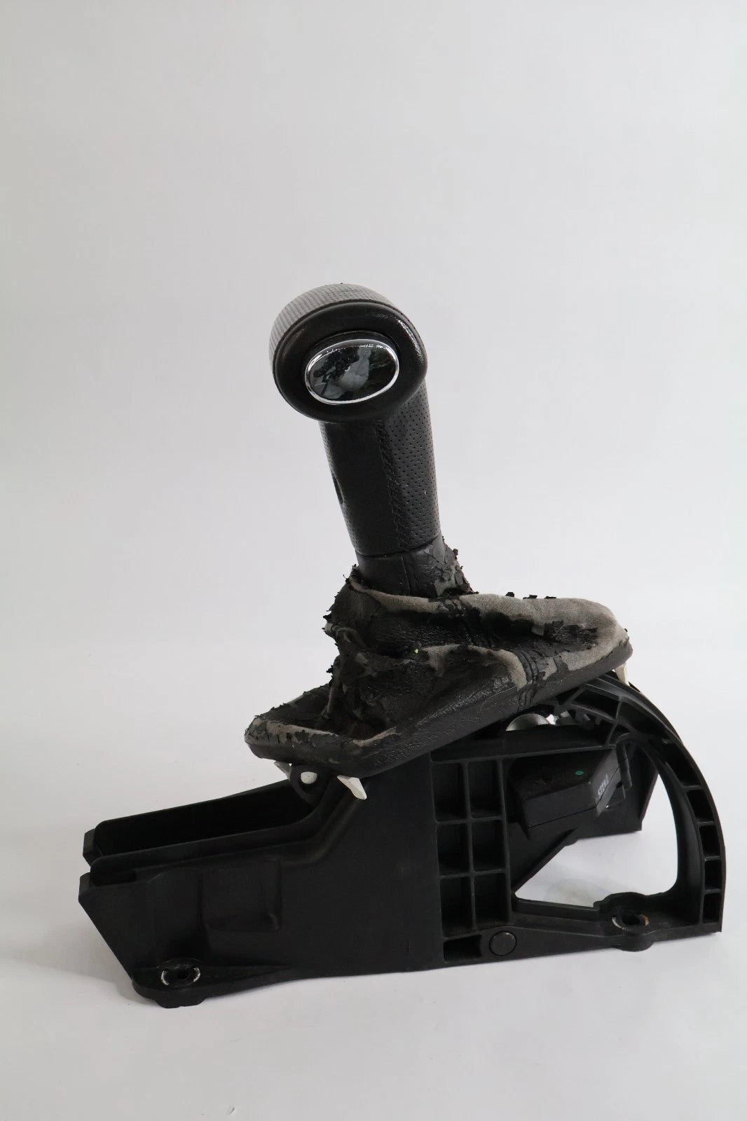 2006-2010 HUMMER H3 AUTOMATIC FLOOR GEAR SHIFTER LEVER HANDLE OEM FACTORY