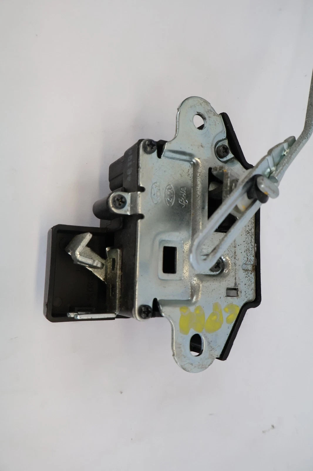 2012-2017 HYUNDAI ACCENT REAR TRUNK LID LOCK LATCH RELEASE ACTUATOR OEM