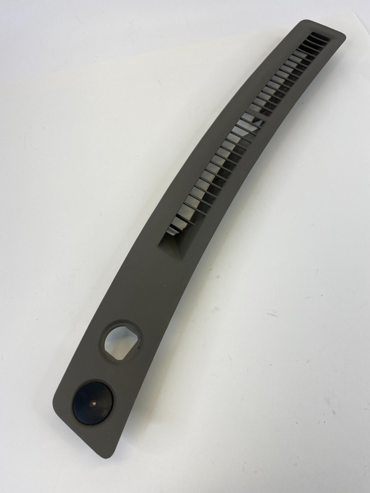 03 04 05 06 07 08 Infiniti FX35 Dash Left Driver Side Defroster Grille Vent OEM