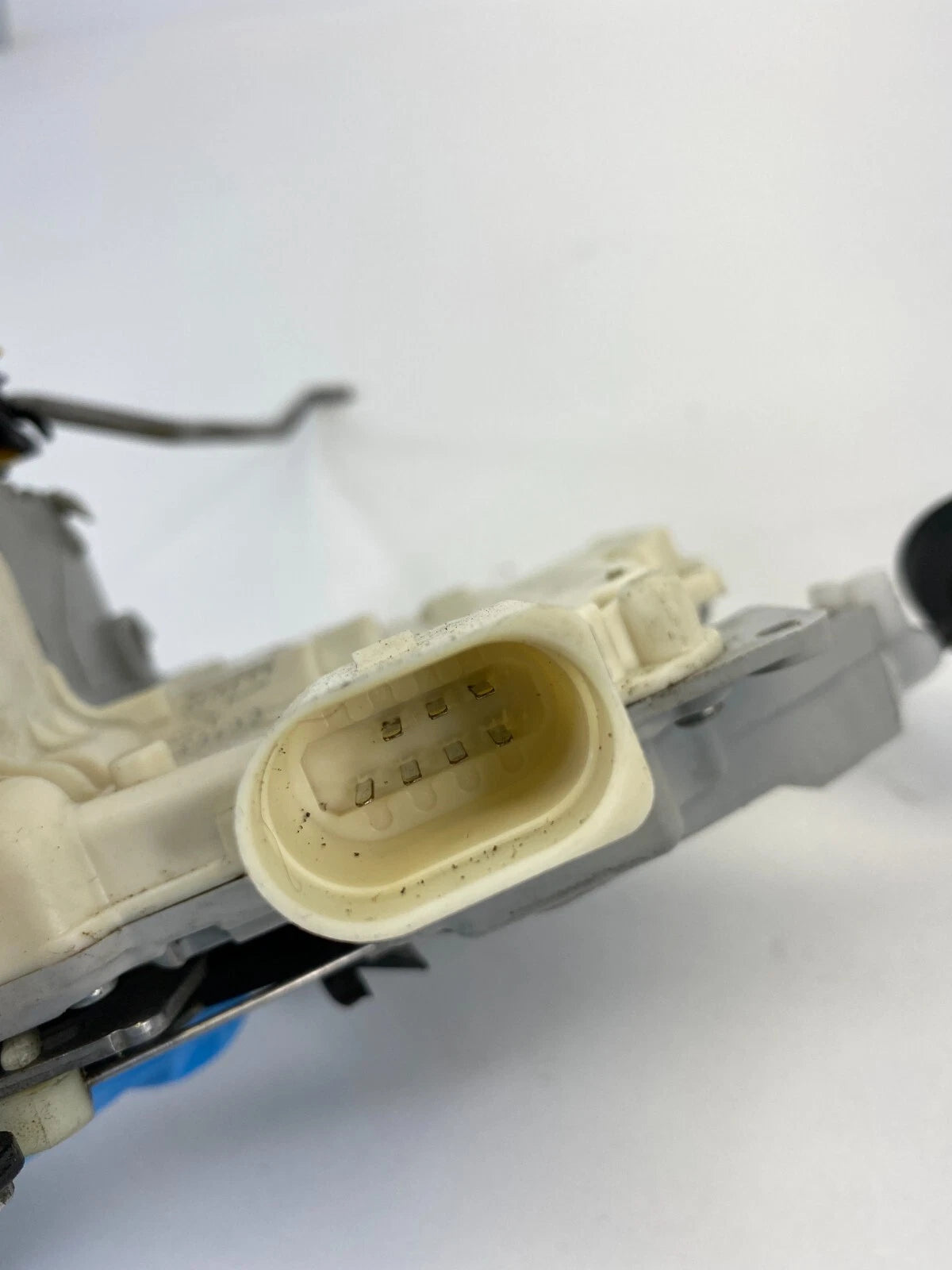 2003-2009 AUDI A4 FRONT RIGHT DOOR LOCK LATCH RELEASE ACTUATOR 8E1-837-016AB OEM