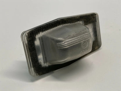 04 05 06 MAZDA MPV REAR TAIL GATE LID LICENSE PLATE LIGHT LAMP ASSEMBLY E110384