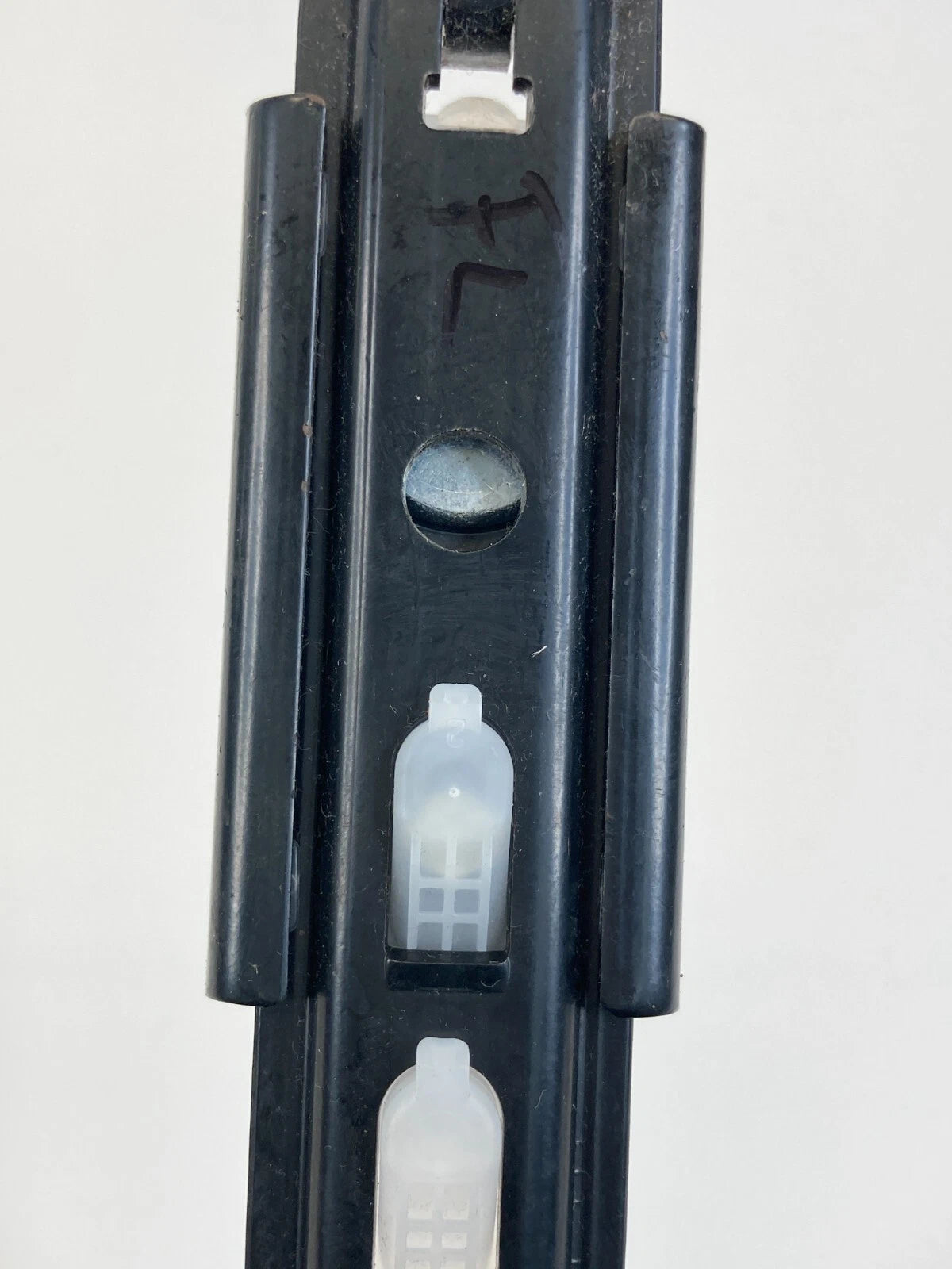 2006-2015 LEXUS IS250 FRONT LEFT SIDE SEAT BELT HEIGHT ADJUSTER E563003 OEM
