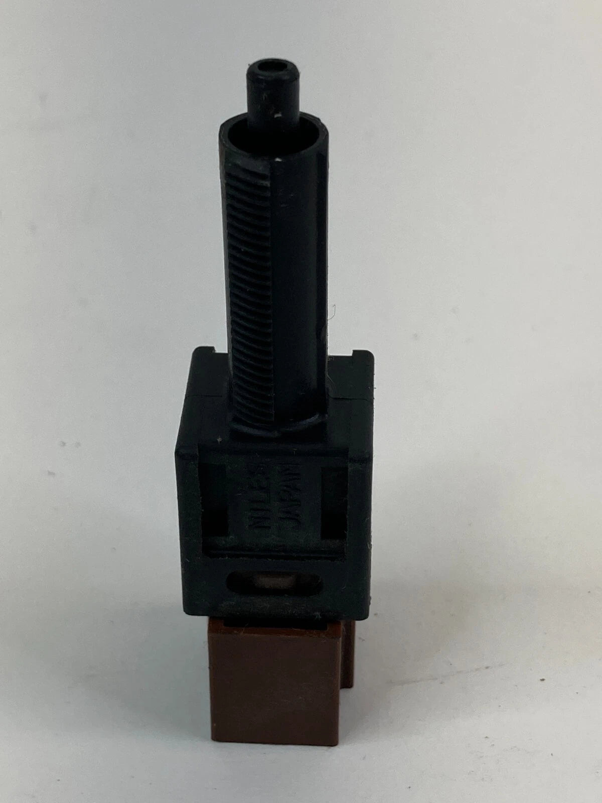2008-2013 NISSAN ROGUE 07-19 VERSA BRAKE STOP LAMP STOPLAMP SENSOR SWITCH OEM