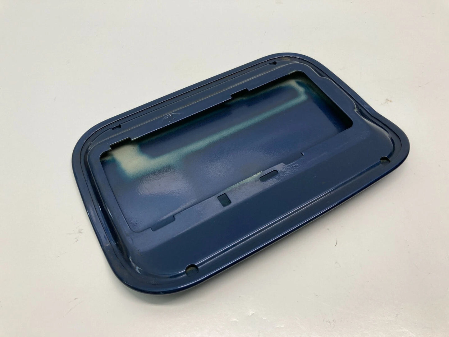 2004-2007 BMW 525I SEDAN FUEL GAS TANK DOOR FILLER LID COVER BLUE METALLIC OEM