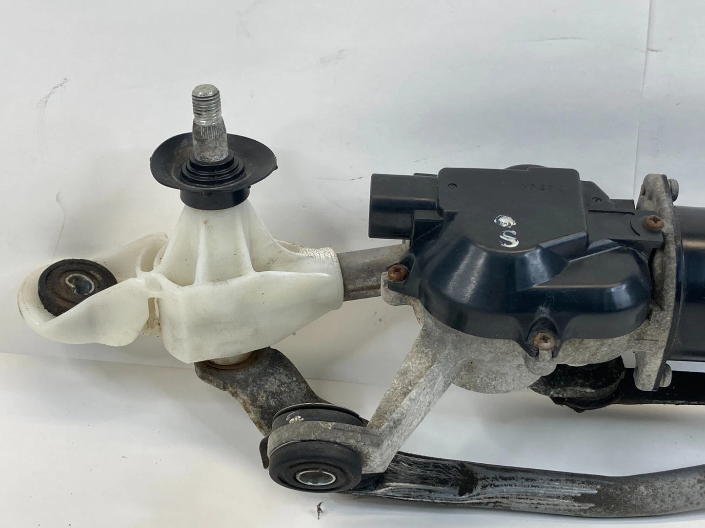 2007 2008 HONDA FIT FRONT WINDSHIELD WIPER MOTOR W/ LINKAGE 76505-SLN-A010-M1