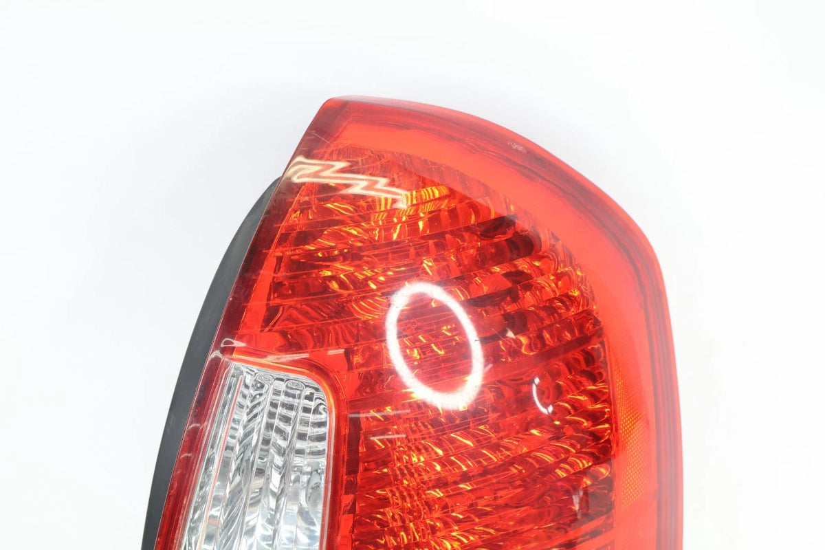 2006-2011 HYUNDAI ACCENT SEDAN TAIL LIGHT BRAKE LAMP ASSY REAR RIGHT OEM FACTORY