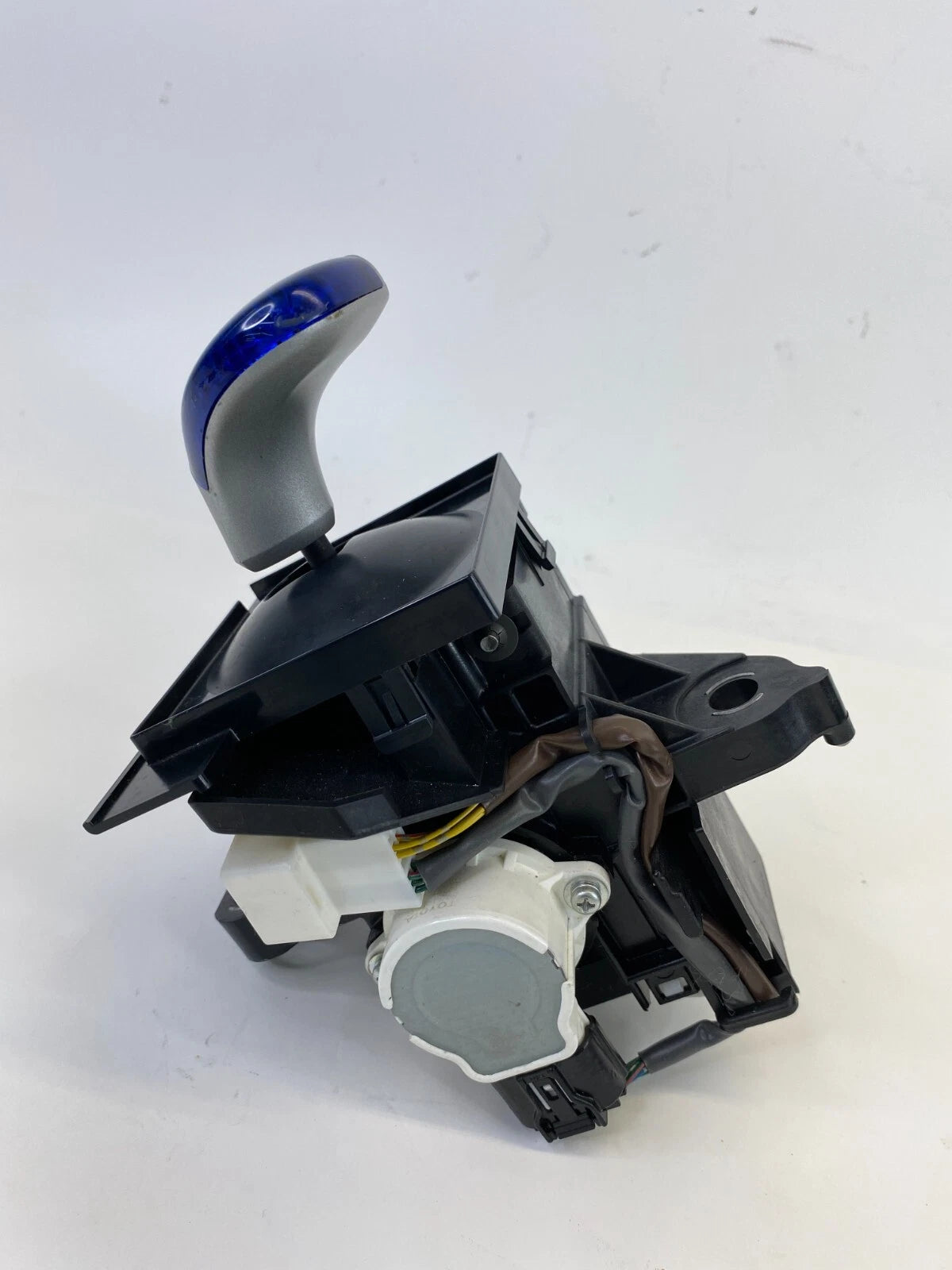 2010-2015 TOYOTA PRIUS AUTOMATIC TRANSMISSION SHIFT SHIFTER LEVER HANDLE 750583