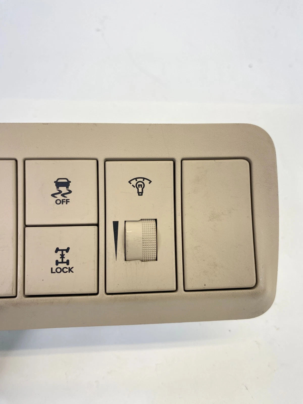 2007-2012 Hyundai Sonata 4WD Dash Dimmer Lock ESC OFF Traction Switch 93300-0W26