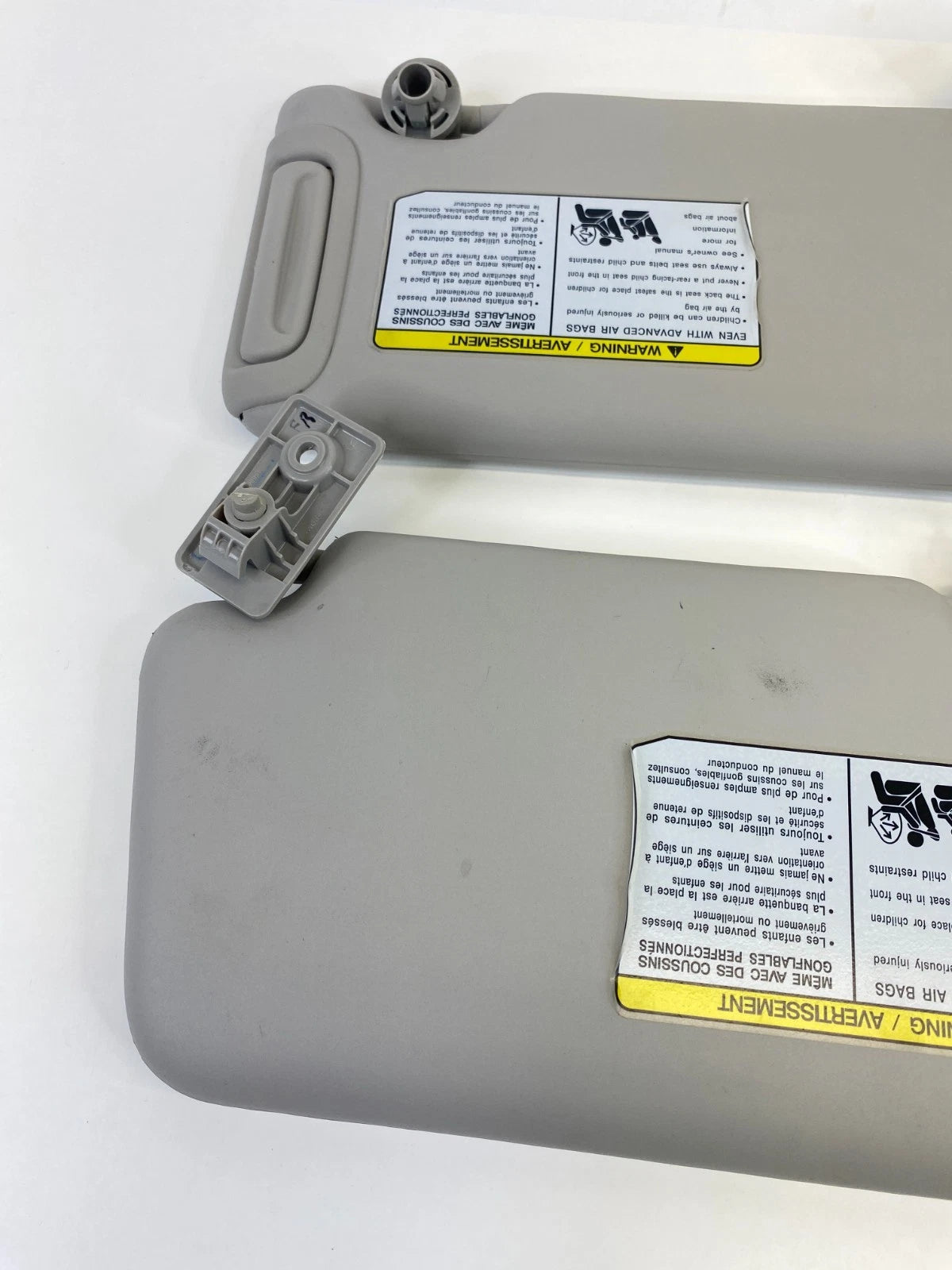 2014 2015 Nissan Versa Note Left & Right Sun Visor Sunvisor Set Pair OEM