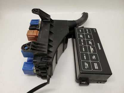 2002 2003 NISSAN MAXIMA UNDER HOOD FUSE RELAY BOX JUNCTION BLOCK 2Y900 D OEM