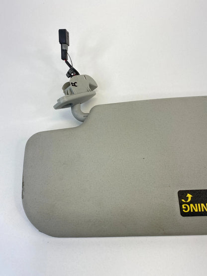 99-00 VOLKSWAGEN NEW BEETLE RIGHT PASSENGER SIDE SUNVISOR SUN VISOR SHADE OEM