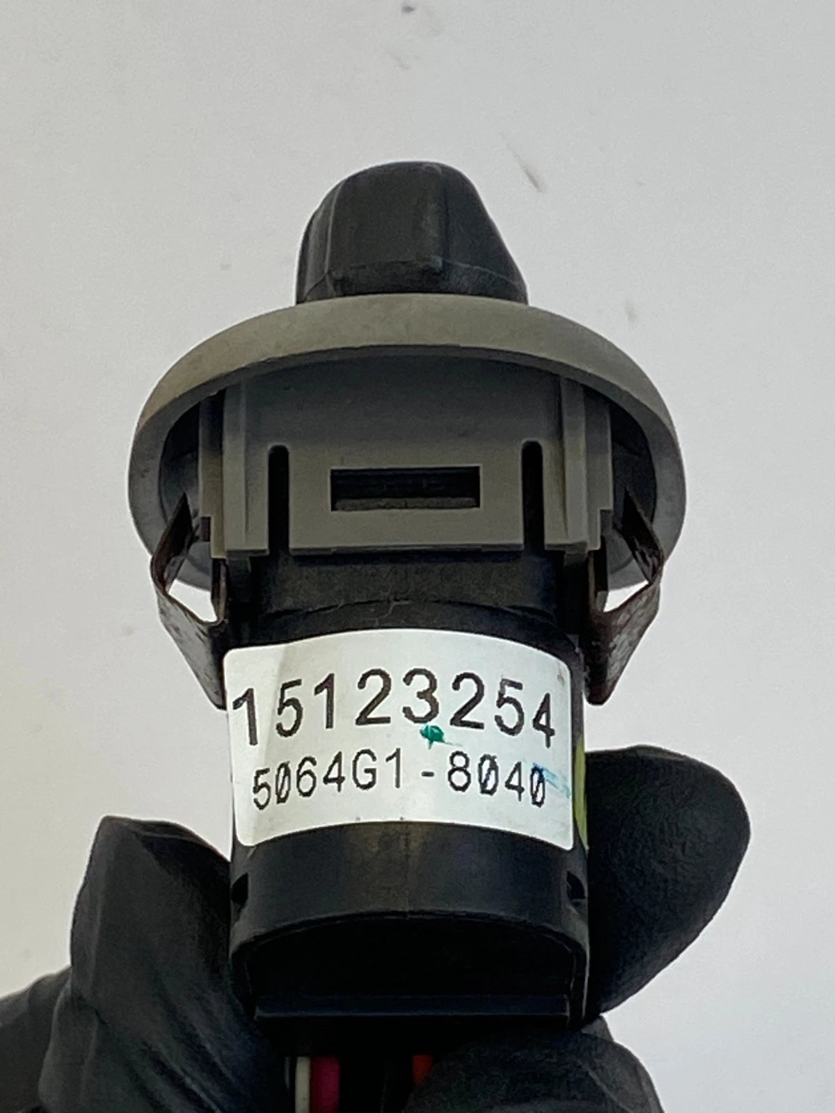 02-09 CHEVROLET TRAILBLAZER DRIVER SIDE POWER MIRROR CONTROL SWITCH OEM 15123254